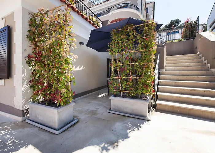 Sunset Residence